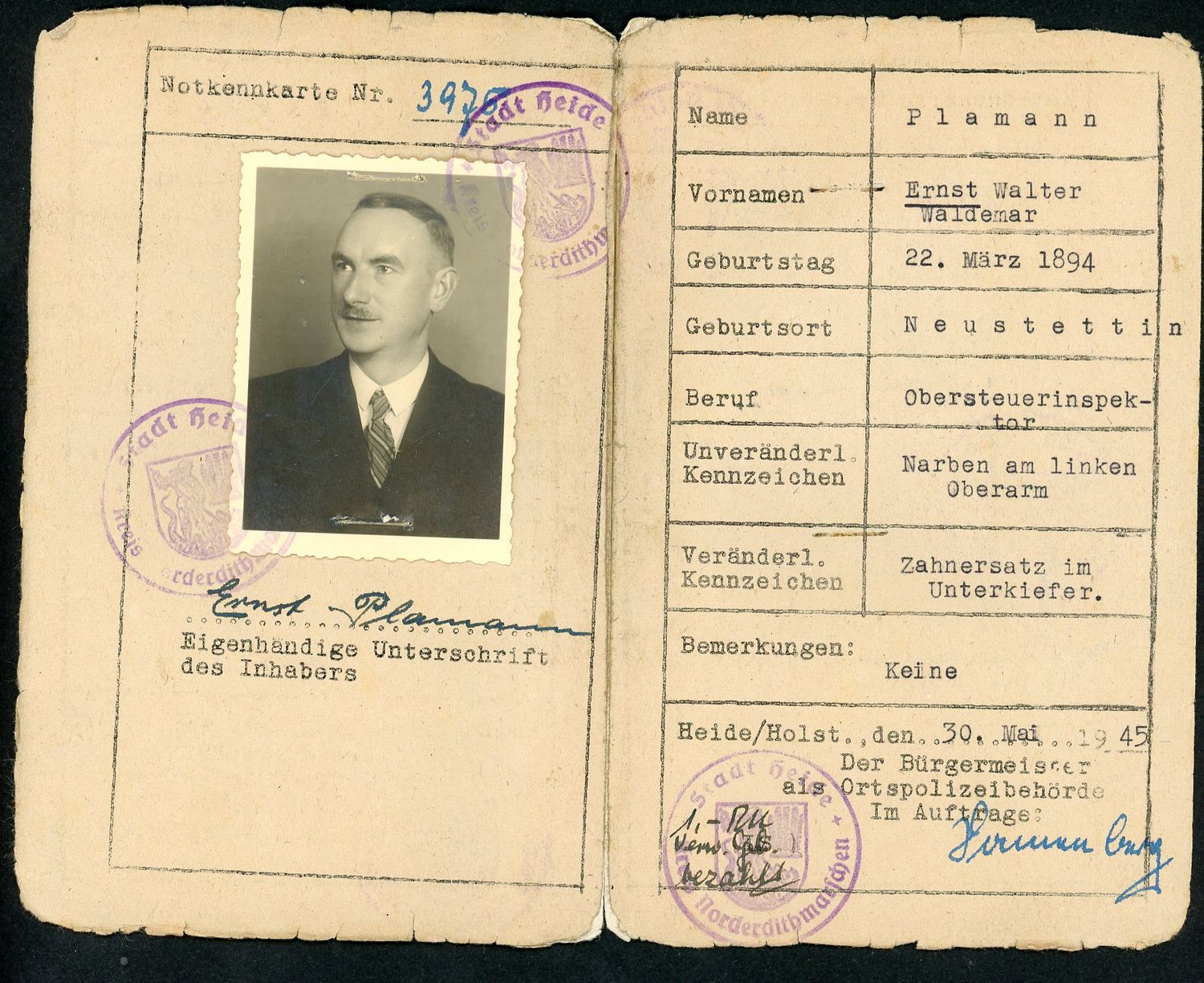 Z FACEBOOK AUCTION - German WW2 Wehrpass &amp; Document Lot, WW1 EK2, Kennkarte, Ration Cards &amp; More, STARTING BID $25 *