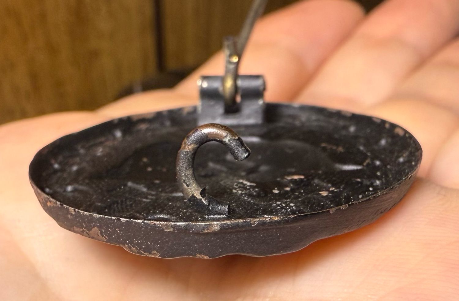 Z FACEBOOK AUCTION - GERMAN WW2 BLACK WOUND BADGE, STARTING BID $35 *