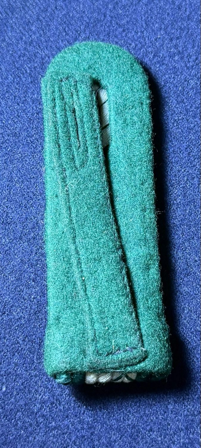Z FACEBOOK AUCTION - Super Nice German WW2 Zoll Customs Shoulder Board w/ RFV Cypher - STARTING BID $10 *