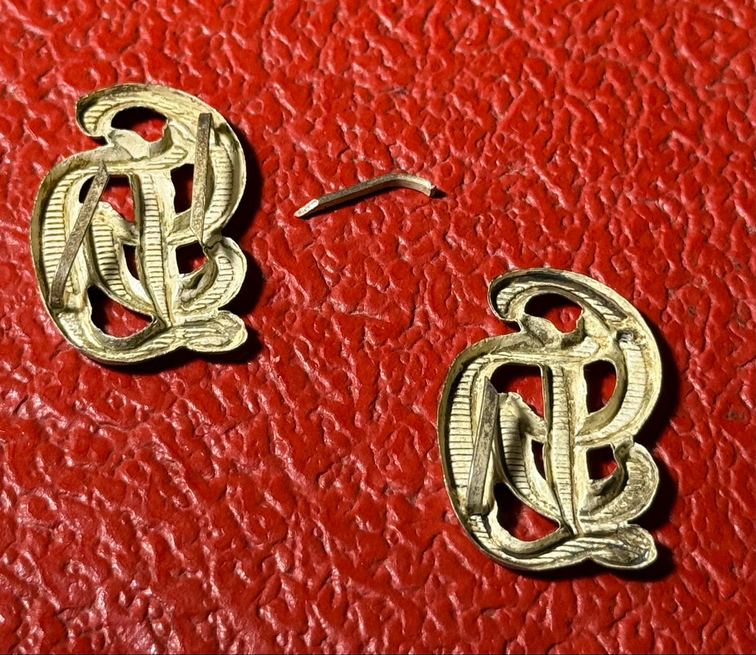 Z FACEBOOK AUCTION - Rare Pair of German Grossdeutschland Shoulder Board GD Cyphers - STARTING BID $100 *
