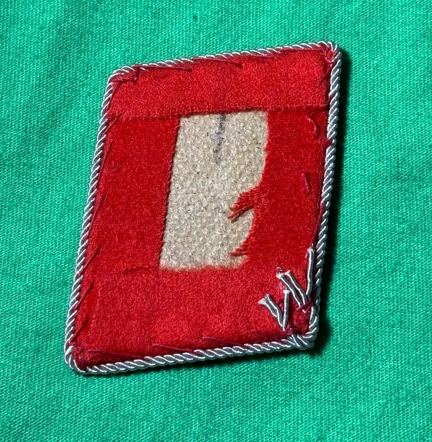 Z FACEBOOK AUCTION - Luftwaffe Flak Artillery Hauptmann Collar Tab, German WW2 Insignia - STARTING BID $8 *