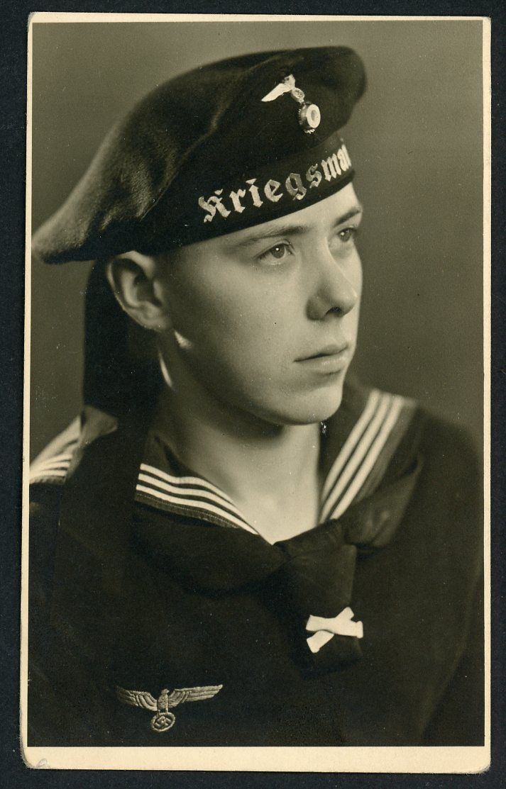 Z FACEBOOK AUCTION - German WW2 Kriegsmarine Sailor Portrait Photo From On Board Ship War Year 1941 - STARTING BID $5
