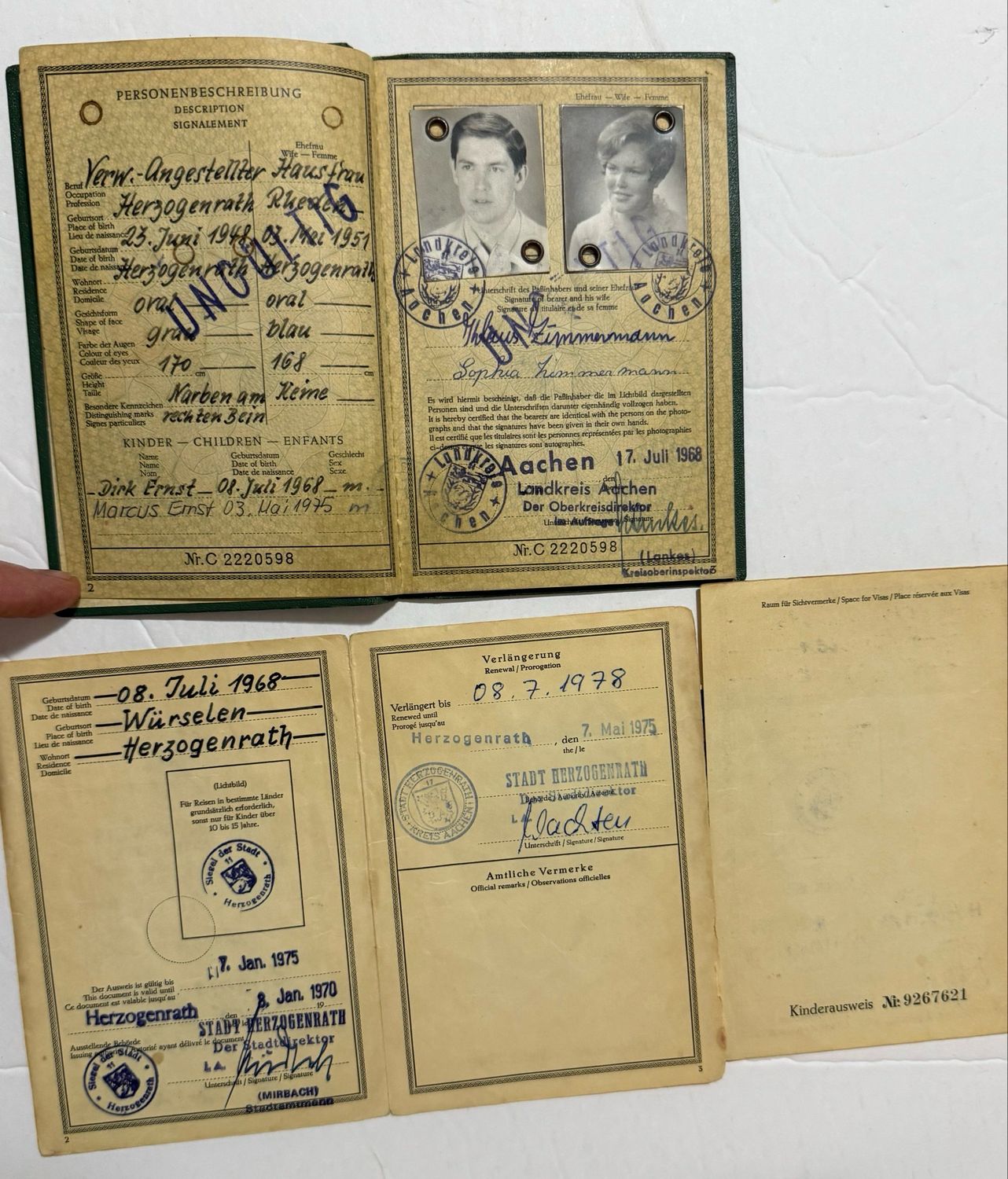 Z FACEBOOK AUCTION- German Reisepass Lot For Family In Bundesrepublik Deutschland West Germany, For Man, Wife, Children, Includes Fuhrerschein Driver&#39;s License - STARTING BID $5