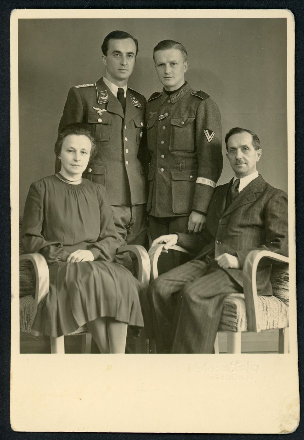 Z FB AUCTION - Portrait Photo Luftwaffe + Army Brothers KRETA Cufftitle EK2 German WW2