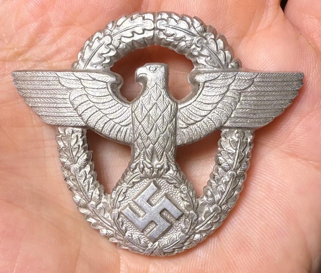 Z FACEBOOK AUCTION - German Third Reich Polizei Visor Cap Eagle, - 2nd Pattern Police - STARTING BID $35 *