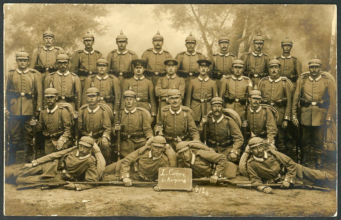 Z FACEBOOK AUCTION - German WW1 Portrait Photo - Platoon of Soldiers in Spike Helmets, Mauser G98 Rifles &amp; Field Packs