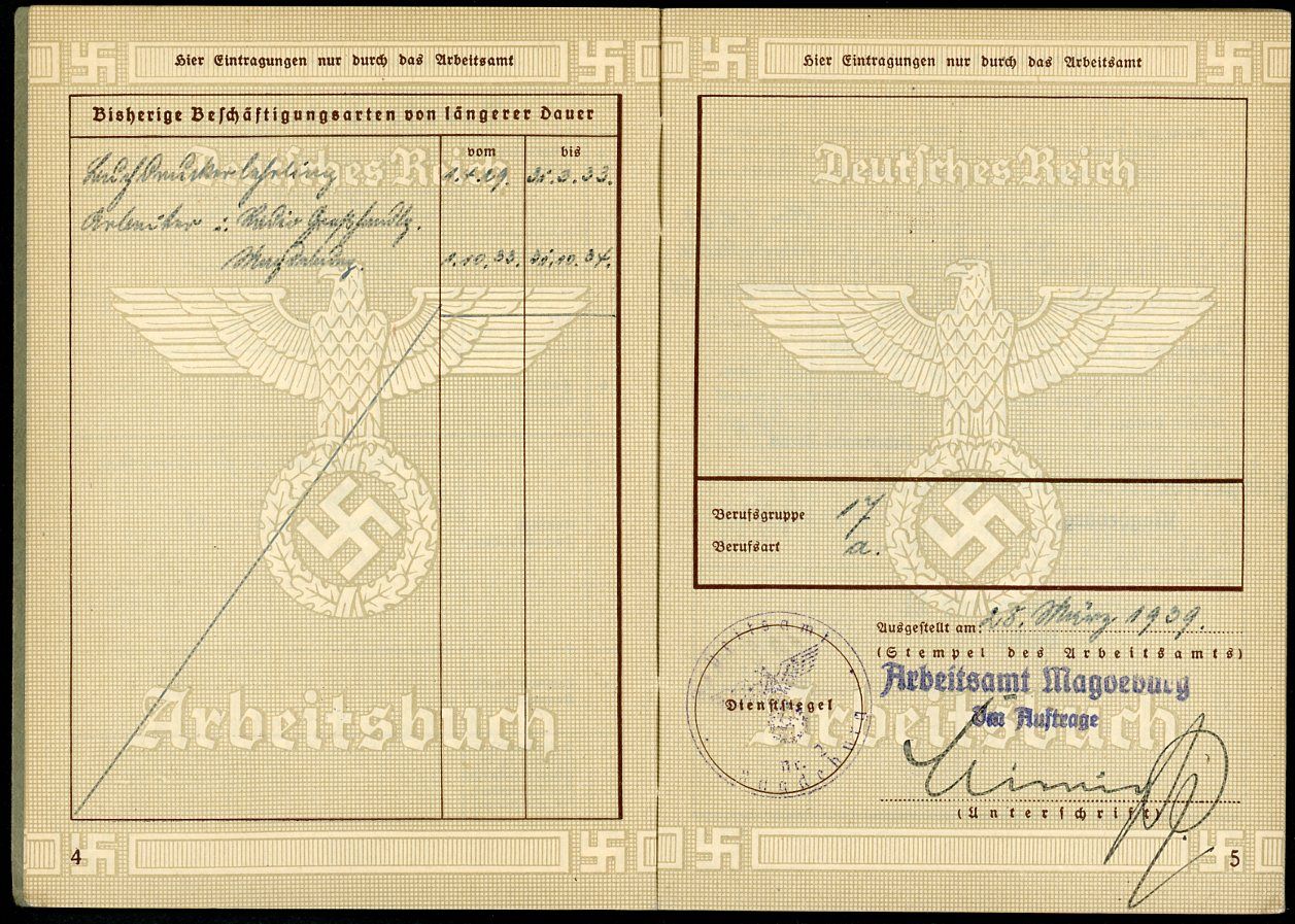 Z FACEBOOK AUCTION - German WW2 Arbeitsbuch 2nd Pattern Deutsche Reichspost + Air Command Jobs
