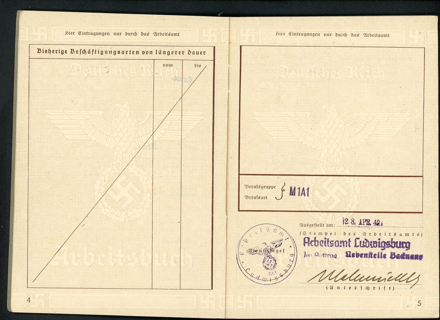 FACEBOOK AUCTION - German WW2 Arbeitsbuch - 2nd Pattern For 14 Year Old Boy *