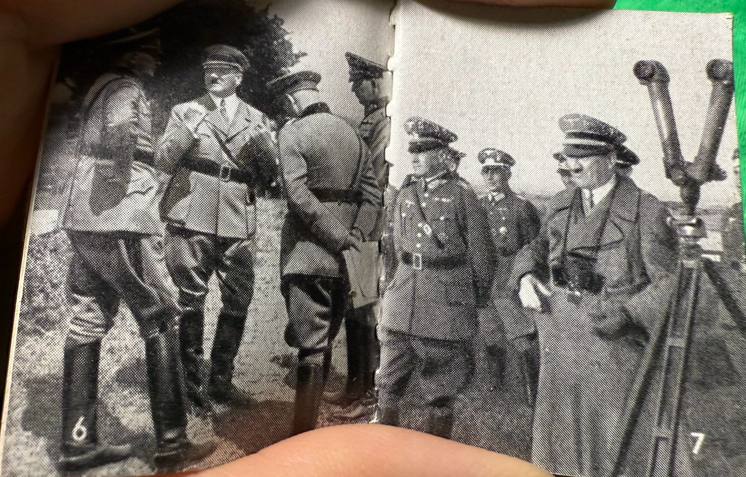 Z FACEBOOK AUCTION- German WHW Mini Photo Booklet Der Fuhrer und die Wehrmacht -  Adolf and the Military