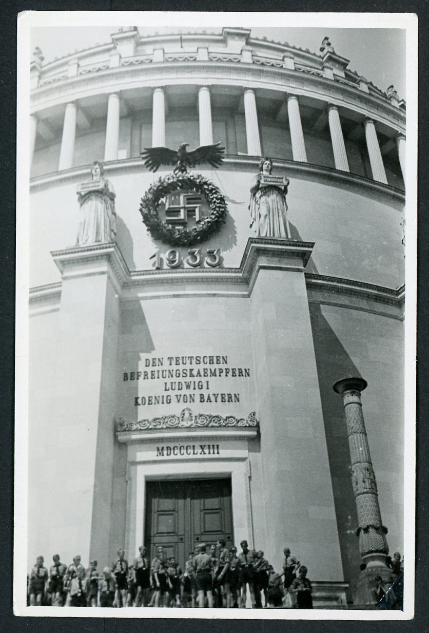 FACEBOOK AUCTION - German Photo H!tler Youth At Befreiungshalle Liberation Hall Kelheim Bavaria, Large Wreathed Swaz and Eagle Above Entrance HJ Jugend