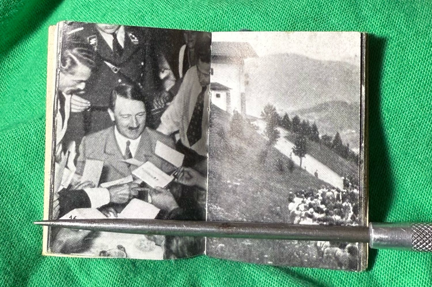 FACEBOOK AUCTION - German WHW Adolf Booklet - Der Fuhrer und Sein Volk, Hoffmann Photos, Winter Relief.
