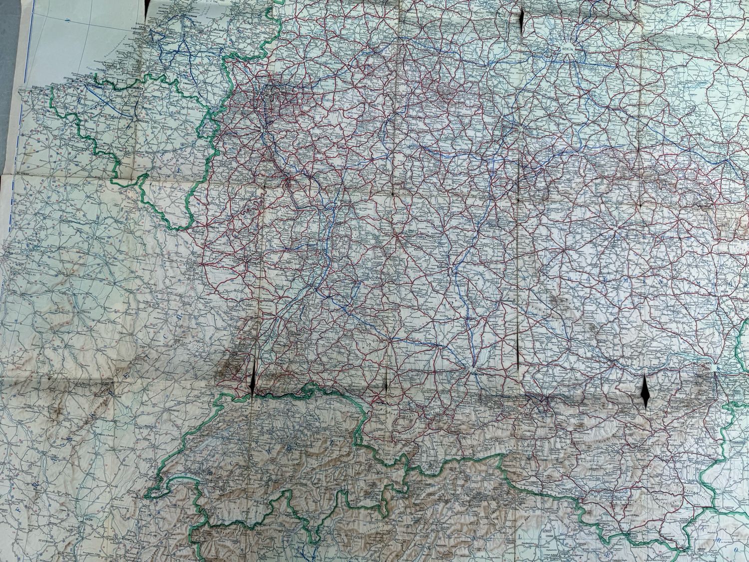 Z FACEBOOK AUCTION - Large German DDAC Map of Germany Strassenkarte von Deutschland Logo w/ Swaz on Cover