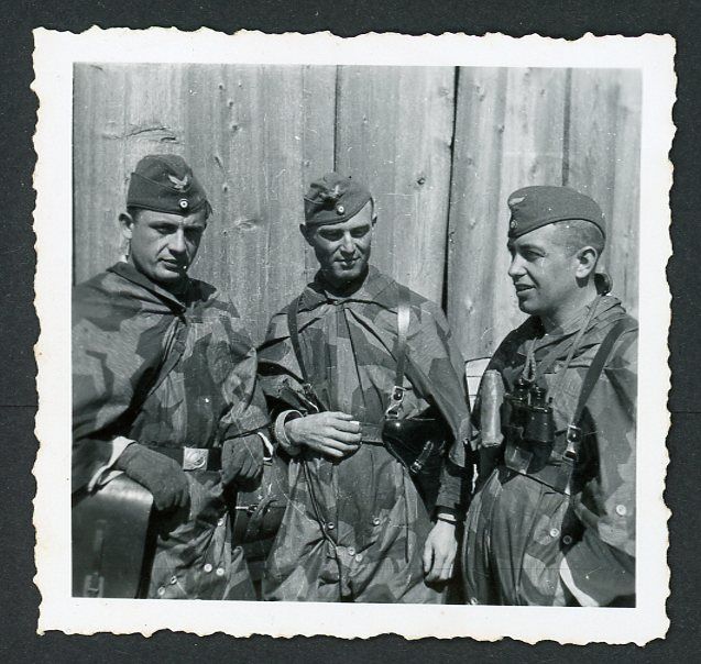 Z FACEBOOK AUCTION - German WW2 Photo Luftwaffe Ground Troops Wearing Camo Zeltbahn Ponchos As Smocks, Luger Holster, Binoculars, Map Case