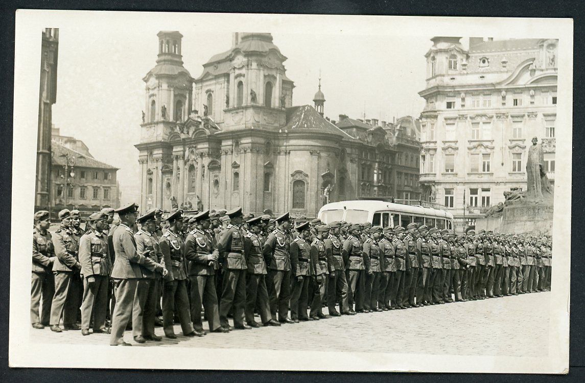 FACEBOOK AUCTION - German WW2 Photo, Wehrmacht Troop Formation Old Town Square Prague Czechoslovakia August 1939 Near Jan Hus Memorial Statue