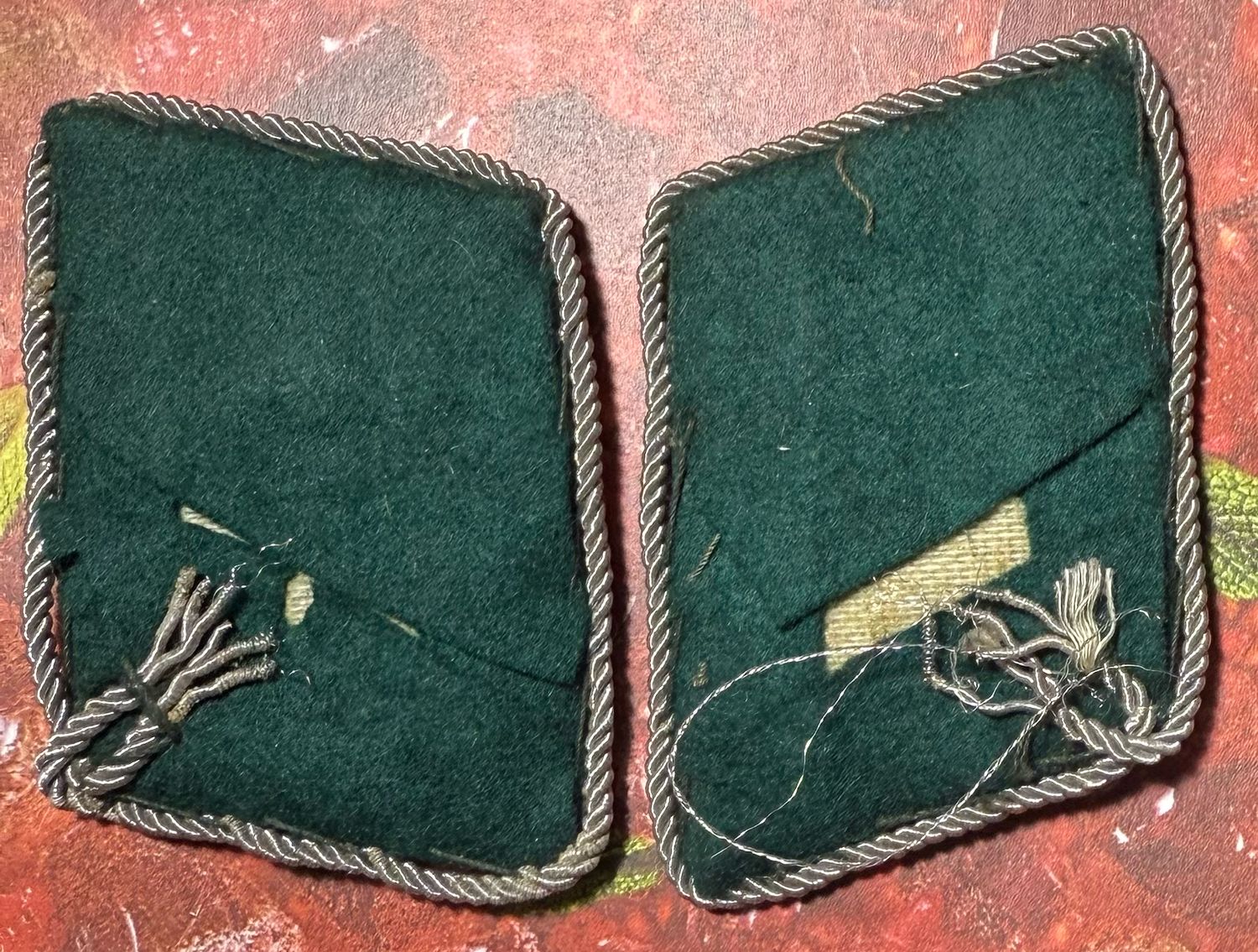 FACEBOOK AUCTION - Pair of German WW2 Luftwaffe Administrative Oberleutnant Officer Collar Tabs *