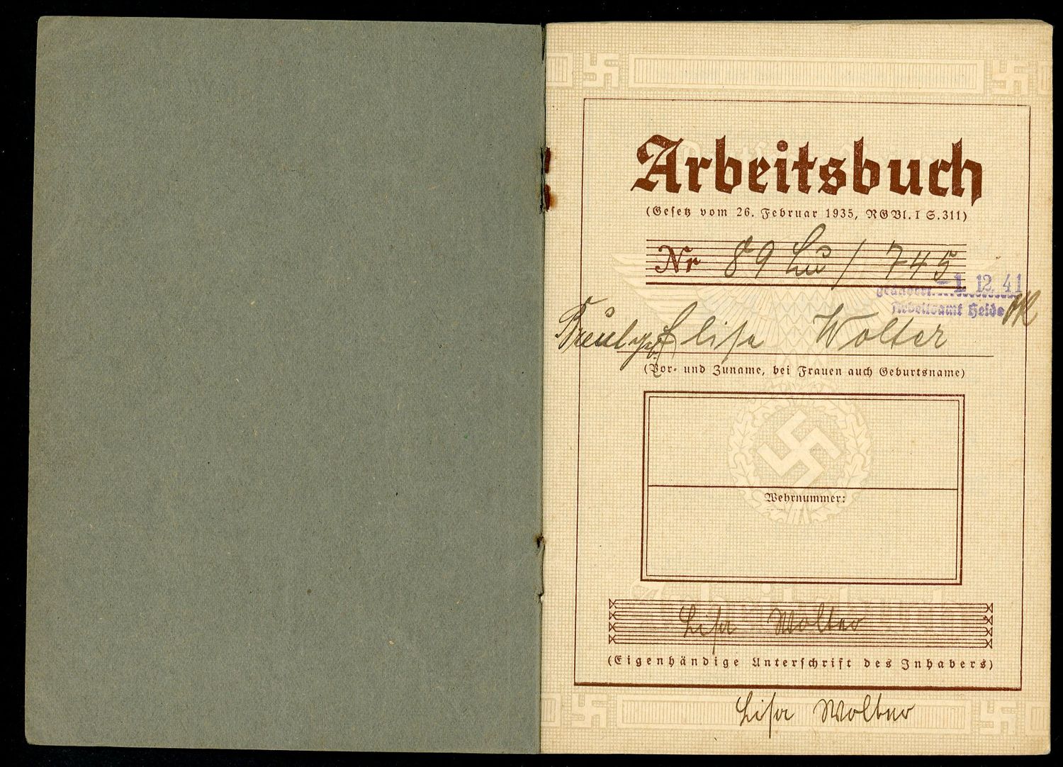 FACEBOOK AUCTION - German WW2 Arbeitsbuch For Teenage Girl Elise Walter, 5 Job Entries From 1938 to 1940, A*