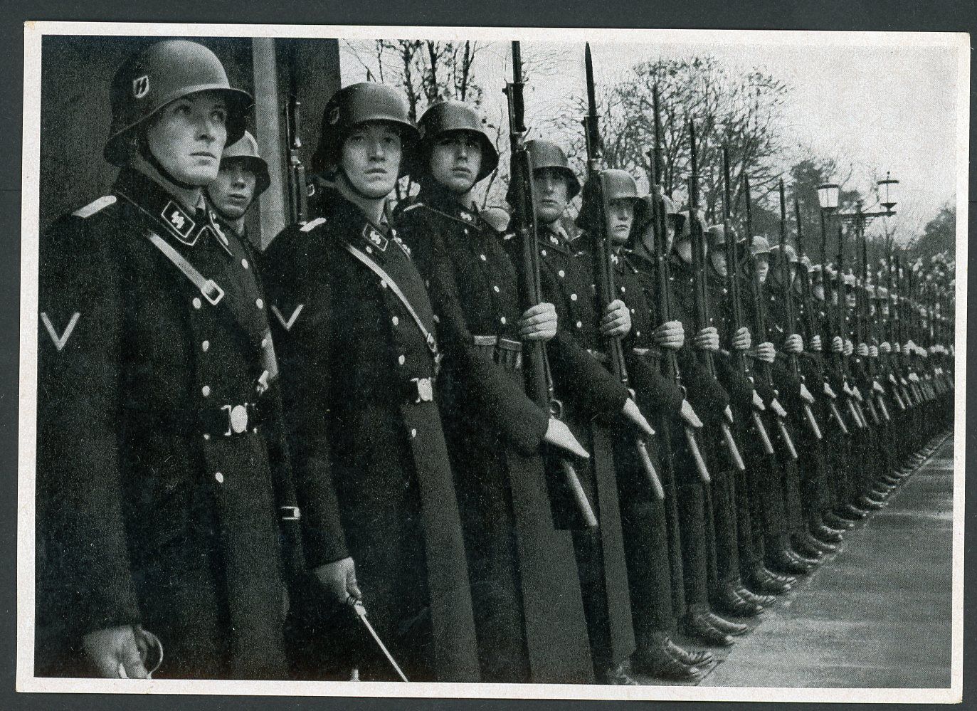 FACEBOOK AUCTION - German 3rd Reich Photo - Adolf H!tler Series - Der Fuhrer&#39;s Leibstandarte SS Men Give Rifle Salute LSSAH, November 9th, 1935 Munich