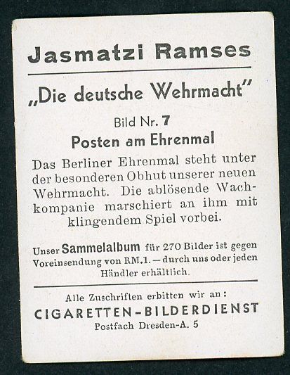 FACEBOOK AUCTION - German 3rd Reich Cigarette Card, Wehrmacht Troops Standing Guard At The Berlin Ehrenmal