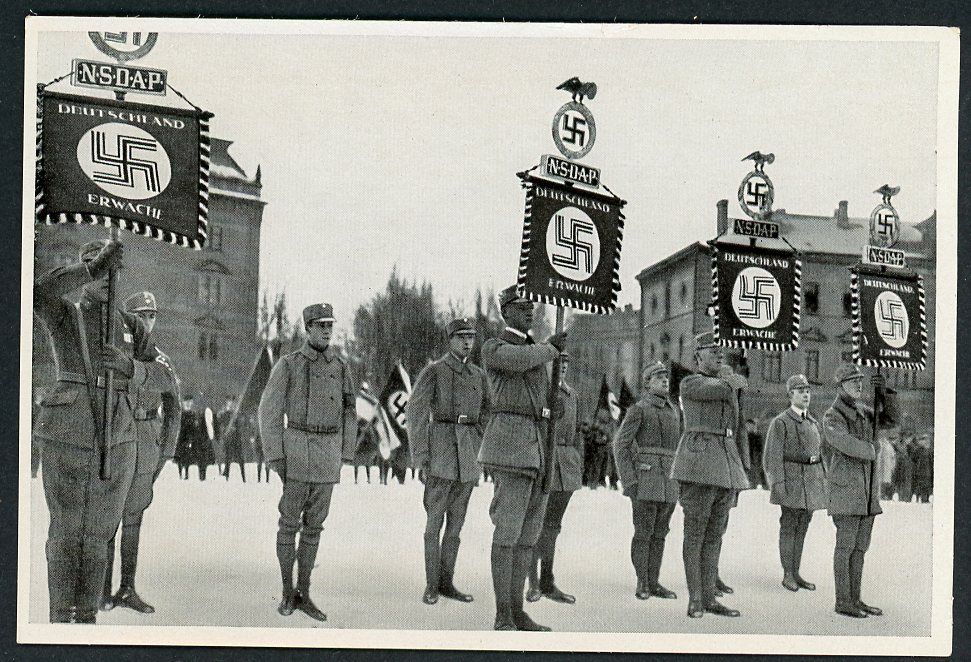 FACEBOOK AUCTION - German Third Reich Photo - The First 4 NSDAP Standarten Swaz Flags From 1923 Munich Putsch