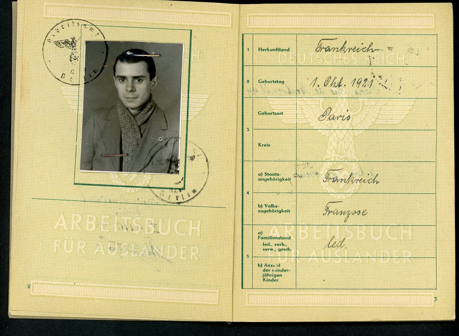 German WW2 Arbeitsbuch For Foreigner - French Man, 1944, Transport Worker, Fur Auslander