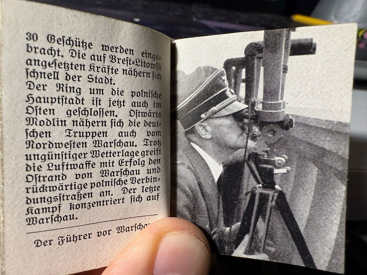 Adolf H!tler Mini Photo Booklet - Des Fuhrers Kampf Im Osten 2