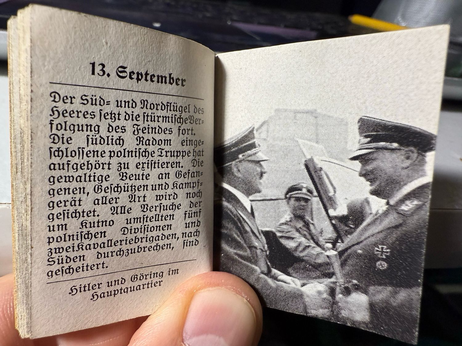Adolf H!tler Mini Photo Booklet - Des Fuhrers Kampf Im Osten 2