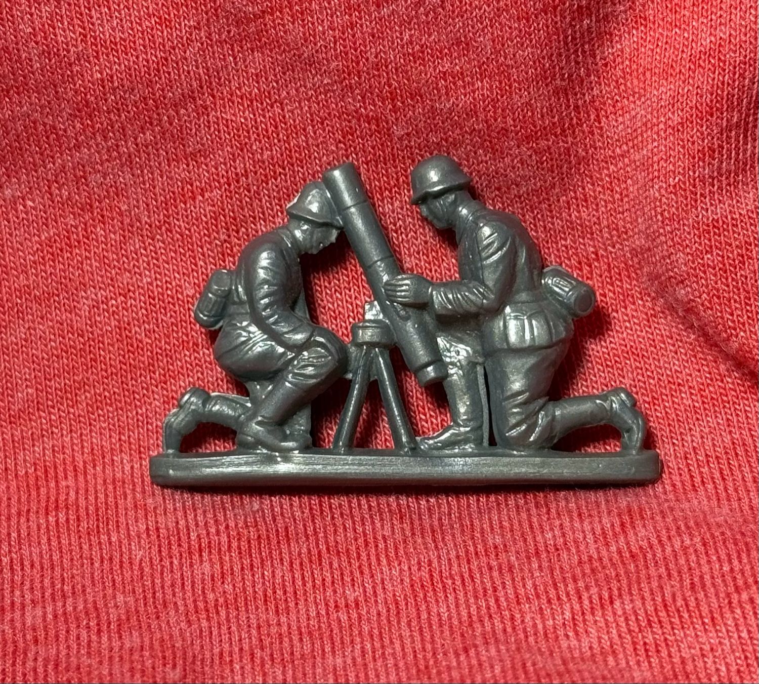 German WW2 WHW Winterhilfswerk Toy Soldier Mortar Gun Crew In Action Helmets