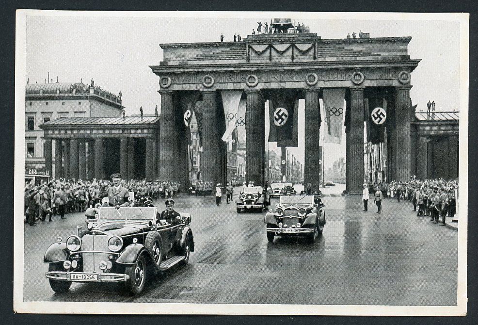 1936 Berlin Summer Olympics Photo - Der Fuhrer In Limo During Parade Through Brandenburg Gate Berlin - Hakenkreuz Flags &amp; Olympic Rings Flags