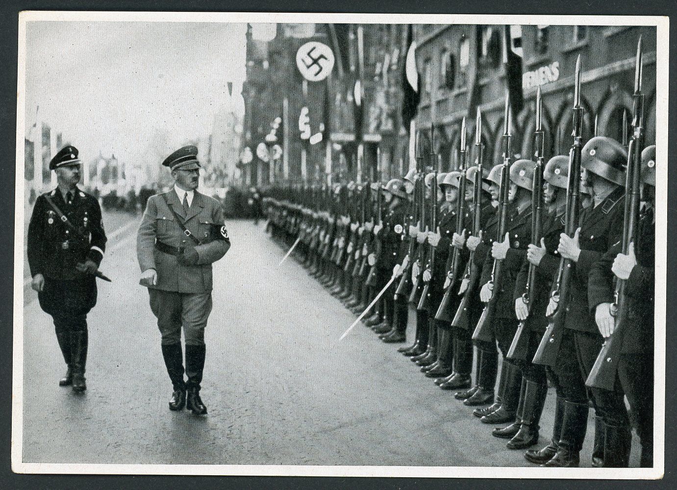 German Third Reich Photo - Adolf H. + Heinrich Himmler Review The Elite SS Leibstandarte Honor Company At Nurnberg