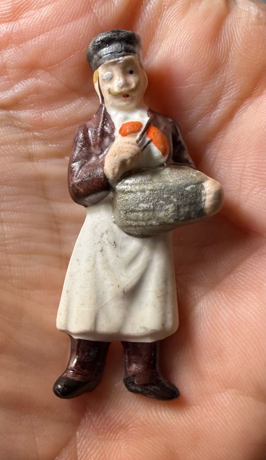 German WHW Painted Ceramic Figure of Grain Miller, Pin Intact 1940/41