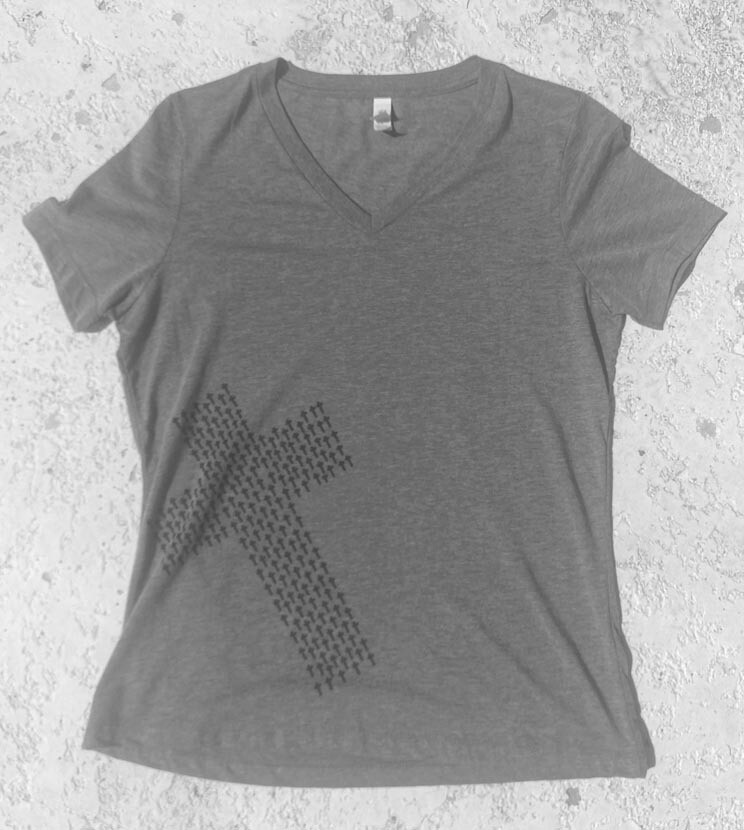 Men's t shirt v neck in Grey Triblend with black cross art, size: xxlarge