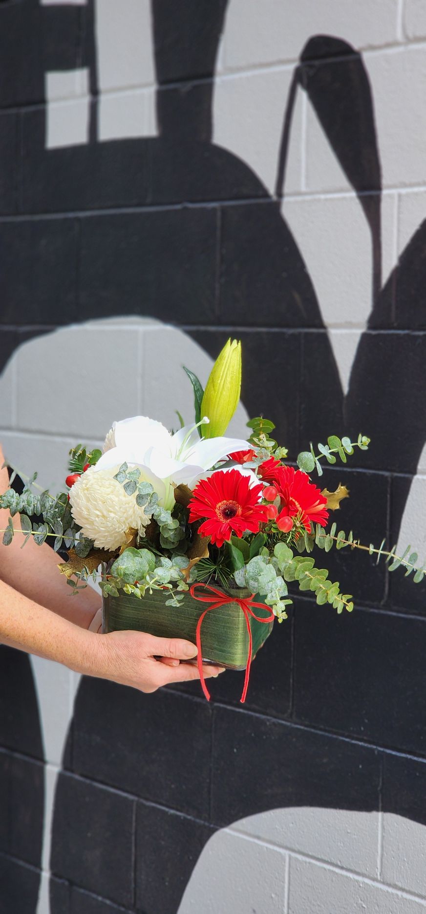 Jolly Christmas Vase