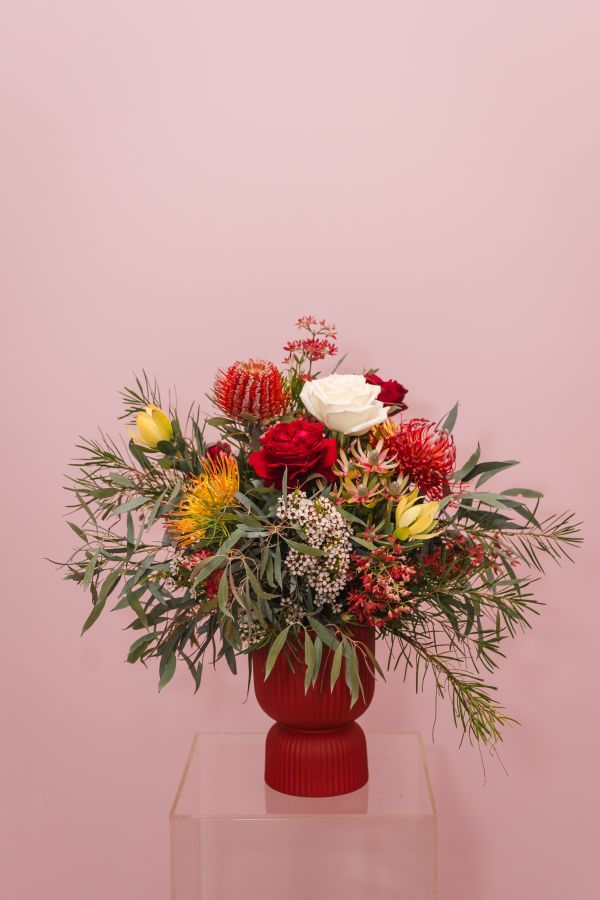 Wild Christmas in a Vase, Select size:: More Blooming