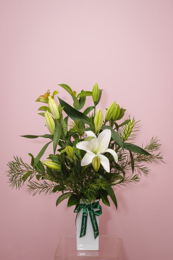 Traditional Oriental White Lily Arrangement