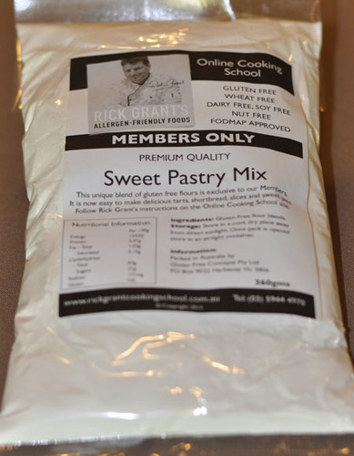 Rick Grant's GF Sweet Pastry Mix
If you want a Gluten Free Sweet Pastry, this one is for you! Rick Grant's Sweet Pastry Mix makes delcious Tart bases, Tartlet Shells, or Sweet Pastry bases.