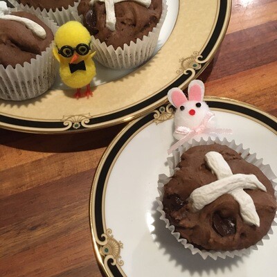 ONLINE ONLY - EASY PEASY HOT CROSS MUFFIN KIT - CHOC, CHOC CHIP. Delicious, decadent Choc Chip Easter Flavoured Muffins. Even the Kids can help make them! Mix Makes 12