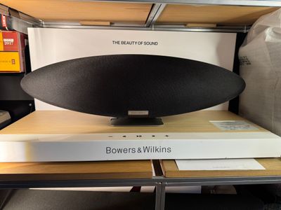 Bowers &amp; Wilkins	Zeppelin