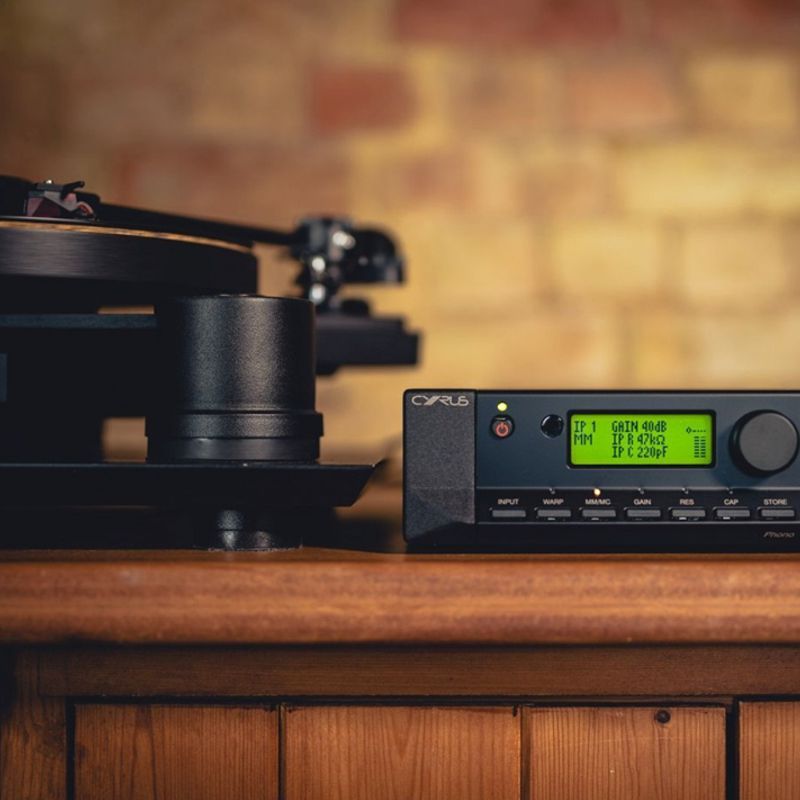 Cyrus Phono Signature