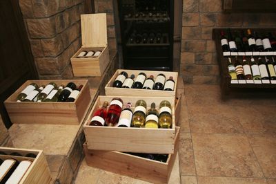 Wein in Holzkiste