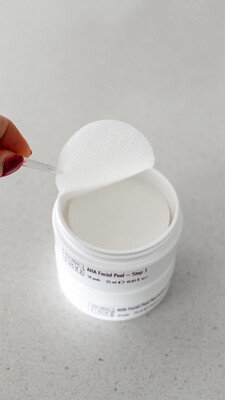 AHA Facial Peel