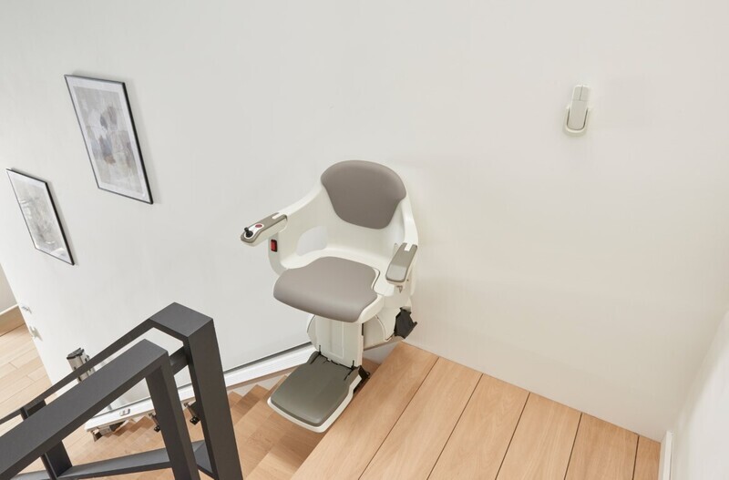 Treppenlift Access - neu - 160 kg