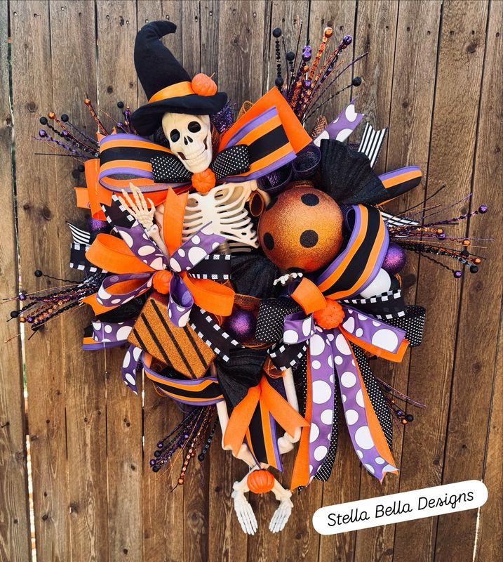 Skeleton Wreath, Halloween Wreath, October Wreath