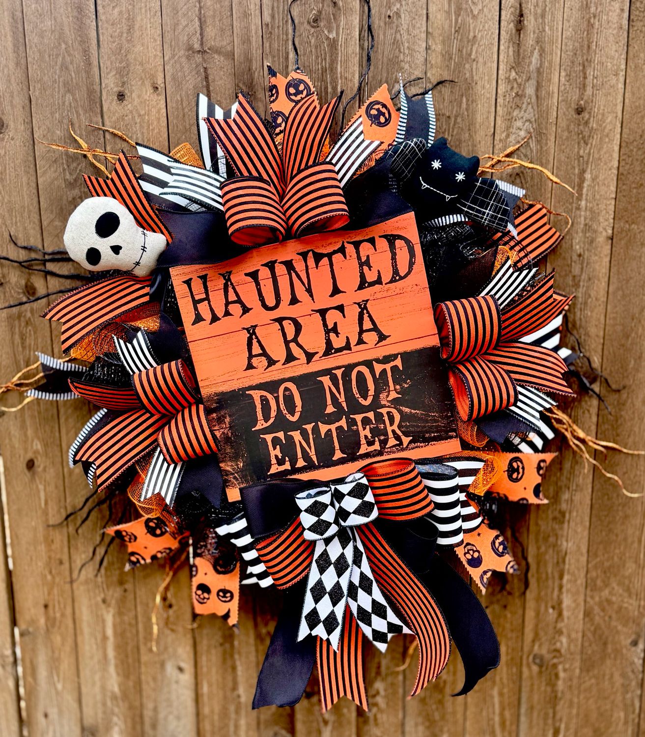 Enter If You Dare Halloween Wreath