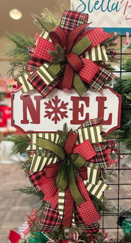 Noel Holiday Swag Wreath