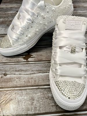 Bling Pearl Converse
