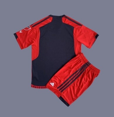 Toronto fc 23-24 kids home jersey (full kit)