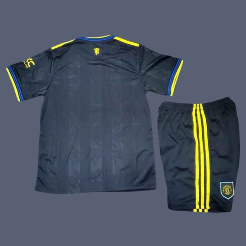 Manchester United 25-26 men's third jersey (full kit)