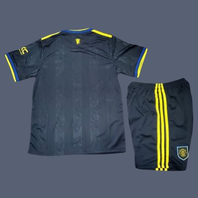 Manchester United 25-26 men's third jersey (full kit)