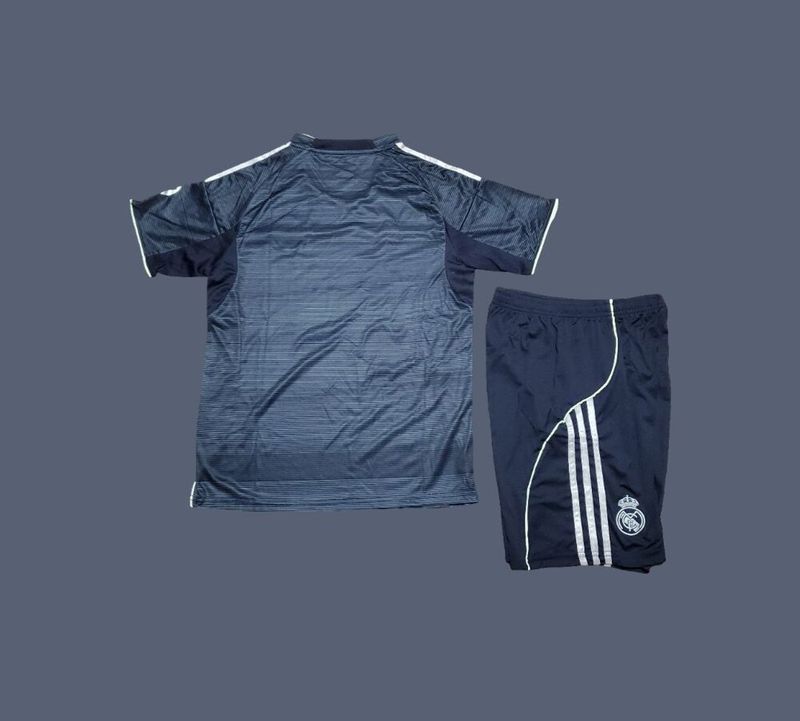 Real Madrid 25-26 kids away jersey (full kit)