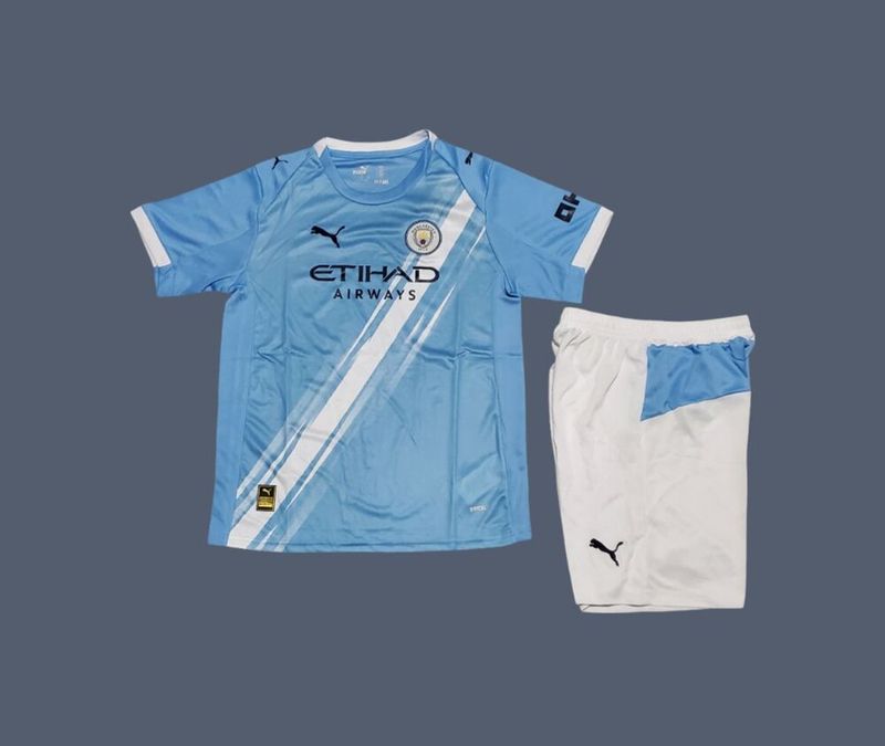 Manchester City 25-26 kids home jersey (full kit)